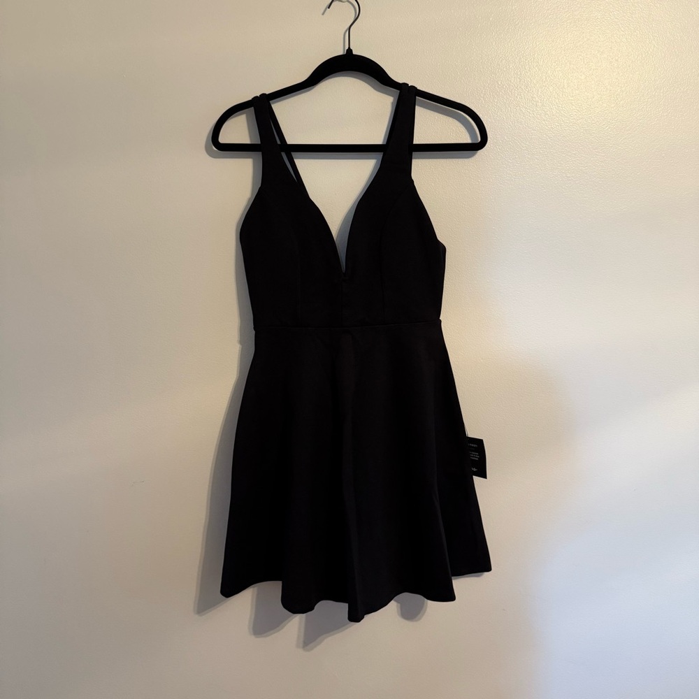 Lulu's Chic Black Mini Dress